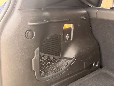 Used 2017 Jeep Renegade Limited AWD/4WD image 27
