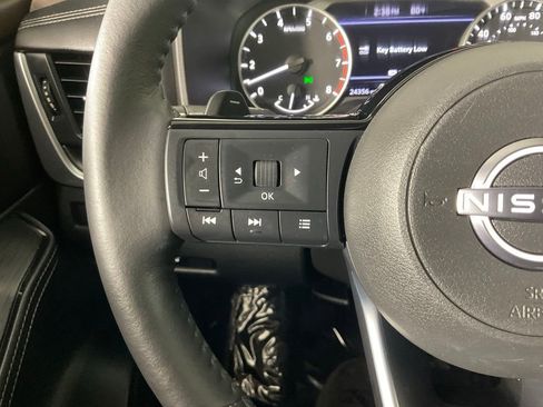 Used 2023 Nissan Rogue SV w/ SV Premium Package AWD/4WD image 22
