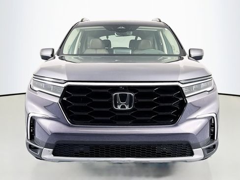 Certified 2023 Honda Pilot Elite image 2