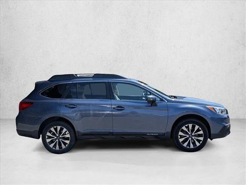 Used 2015 Subaru Outback 3.6R Limited AWD/4WD image 4