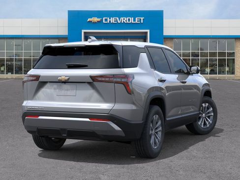 New 2026 Chevrolet Equinox LT w/ Convenience Package II AWD/4WD image 4