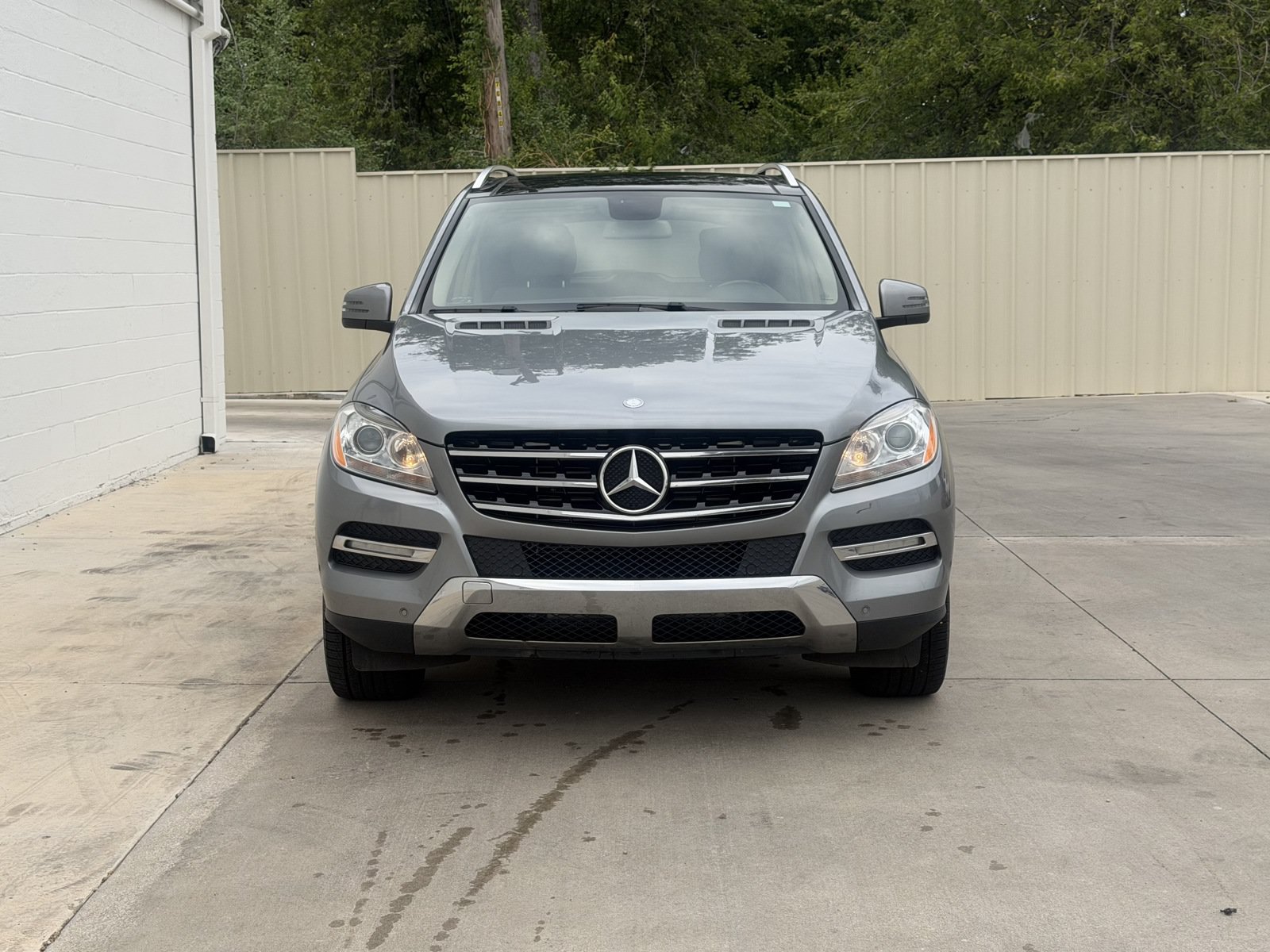 Used 2012 Mercedes-Benz ML 350 BlueTEC 4MATIC image 2