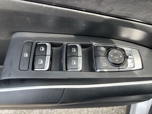 Used 2021 Kia Sorento LX FWD image 15