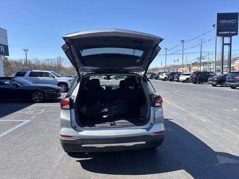 Used 2024 Chevrolet Equinox LT image 5