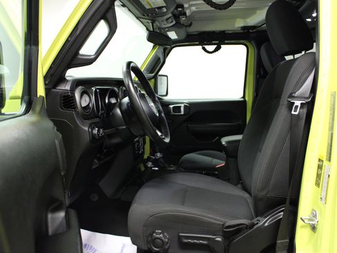 Used 2023 Jeep Wrangler Unlimited Sport AWD/4WD image 12