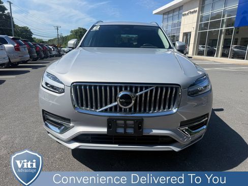 Used 2023 Volvo XC90 B6 Plus w/ Protection Package AWD/4WD image 3