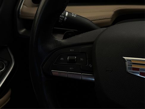 Certified 2024 Cadillac XT4 Luxury image 30