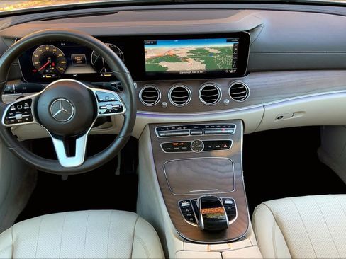 Certified 2020 Mercedes-Benz E 350 4MATIC Sedan image 16