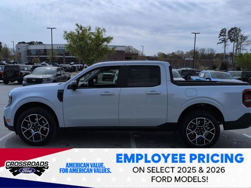 New 2026 Ford Maverick Lariat w/ 4K Tow Package AWD/4WD image 5
