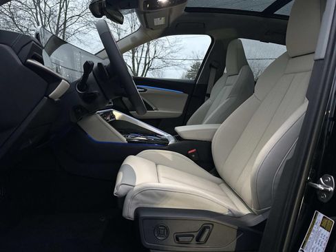 Used 2025 Audi Q5 Prestige AWD/4WD image 24
