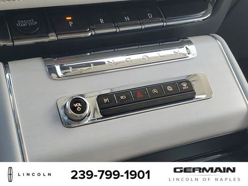 New 2025 Lincoln Aviator Reserve image 30