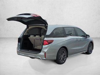 New 2026 Honda Odyssey Touring video 2