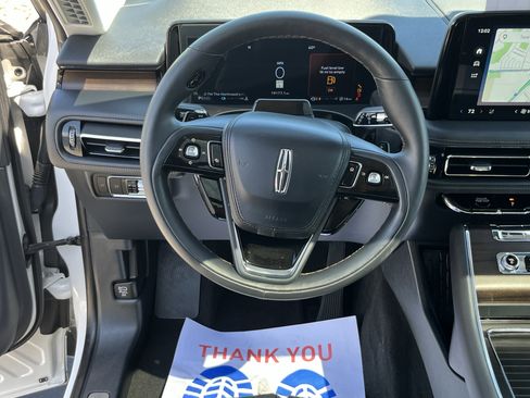 Used 2025 Lincoln Aviator Reserve w/ Luxury Package AWD/4WD image 9