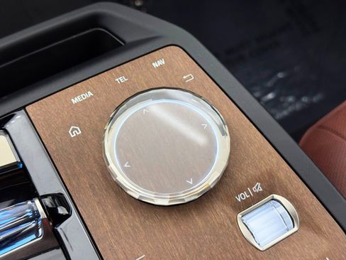 Used 2023 BMW iX M60 w/ Executive Package image 34