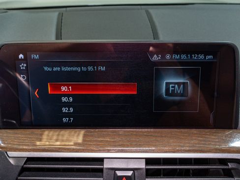 Used 2018 BMW X3 M40i image 21