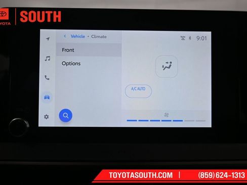 Used 2025 Toyota Prius LE FWD image 16