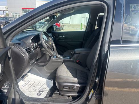 Used 2018 Chevrolet Equinox LT FWD image 13