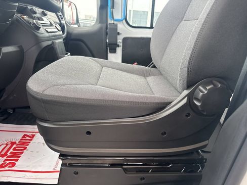 New 2024 RAM ProMaster 3500 w/ Delivery Van Package FWD image 16