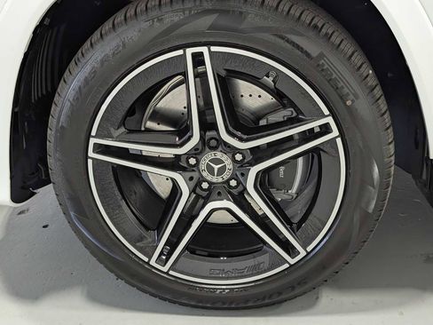 New 2026 Mercedes-Benz GLS 450 4MATIC image 3