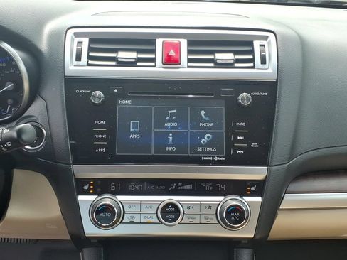 Used 2017 Subaru Outback 2.5i Limited AWD/4WD image 7