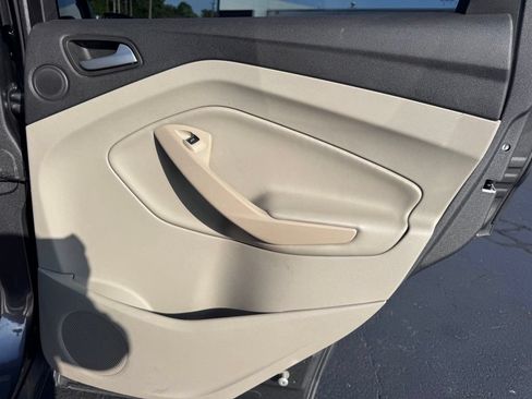 Used 2013 Ford Escape SE FWD image 22
