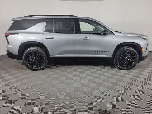 New 2026 Chevrolet Traverse RS w/ LPO, Illumination Package FWD image 3