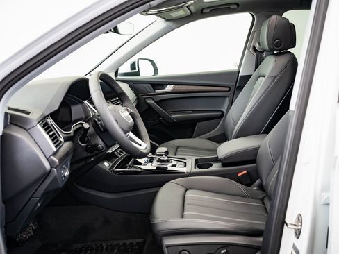 Used 2025 Audi Q5 2.0T Premium w/ Convenience Plus Package image 20