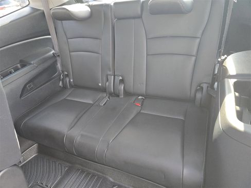 Used 2021 Honda Pilot EX-L image 12