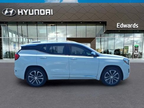 Used 2019 GMC Terrain Denali w/ Advanced Safety Package AWD/4WD image 6