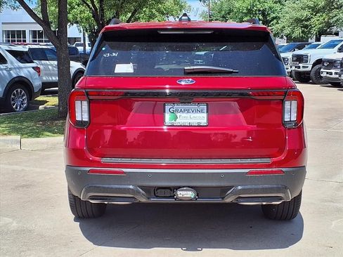 New 2026 Ford Explorer ST-Line w/ ST-Line Street Pack RWD image 12