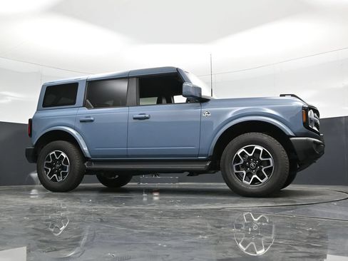 Used 2025 Ford Bronco Outer Banks AWD/4WD image 54