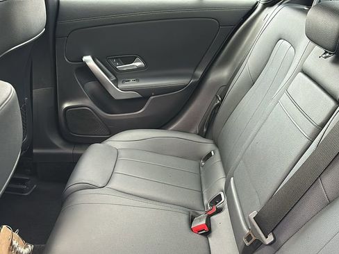 Used 2025 Mercedes-Benz CLA 250 image 28