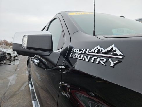 Certified 2023 Chevrolet Silverado 1500 High Country w/ High Country Premium Package image 15