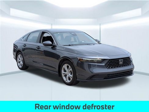 Used 2025 Honda Accord LX image 9