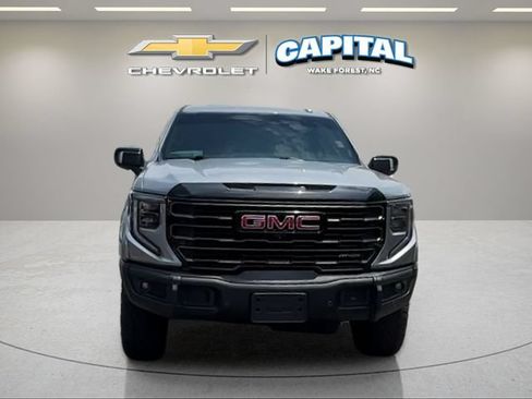 Used 2023 GMC Sierra 1500 AT4X w/ AT4X AEV Edition AWD/4WD image 8