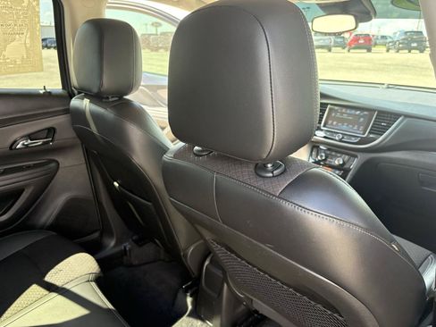 Used 2019 Buick Encore Preferred FWD image 39