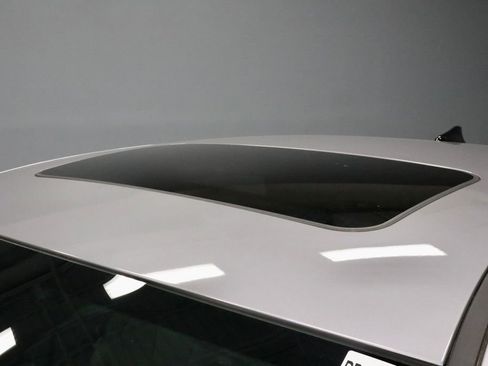 Certified 2025 Hyundai Elantra SEL image 26