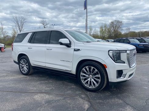 Used 2021 GMC Yukon Denali w/ Denali Ultimate Package AWD/4WD image 12