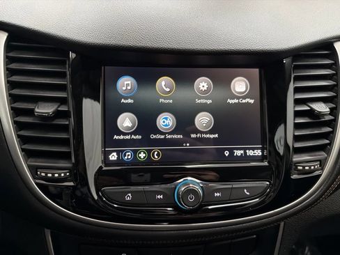 Used 2019 Chevrolet Trax LT FWD image 17