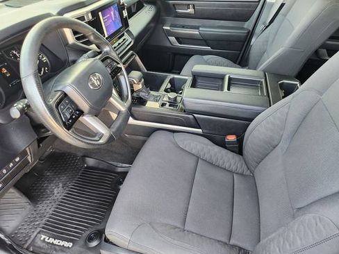 Used 2022 Toyota Tundra SR5 AWD/4WD image 4