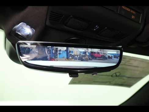 New 2026 Chevrolet Corvette Stingray Premium Cpe w/ Z51 Performance Package image 22