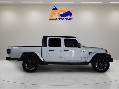 Used 2020 Jeep Gladiator Overland AWD/4WD image 4