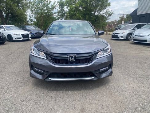 Used 2017 Honda Accord LX image 4