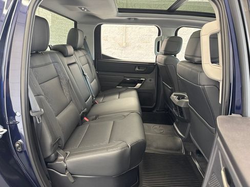 Used 2024 Toyota Tundra Limited AWD/4WD image 40