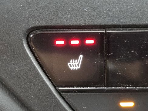 Used 2023 Honda Accord EX image 6