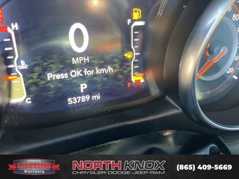 Used 2023 Jeep Gladiator Mojave w/ Cold Weather Group image 5