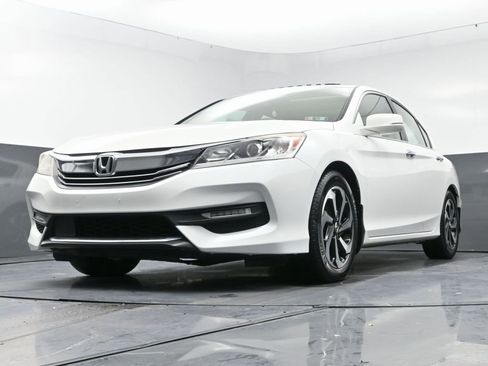 Used 2016 Honda Accord EX-L image 49