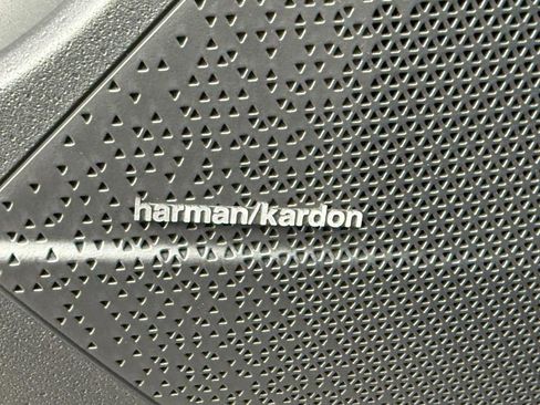 New 2026 Kia Niro EX image 17