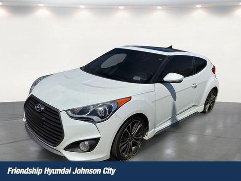 Used 2016 Hyundai Veloster Turbo w/ Option Group 04 FWD image 1