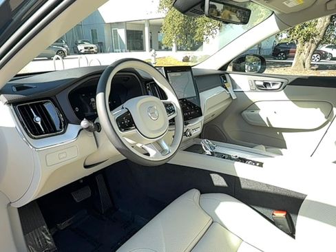 Used 2026 Volvo XC60 B5 Ultra w/ Protection Package Premier AWD/4WD image 11